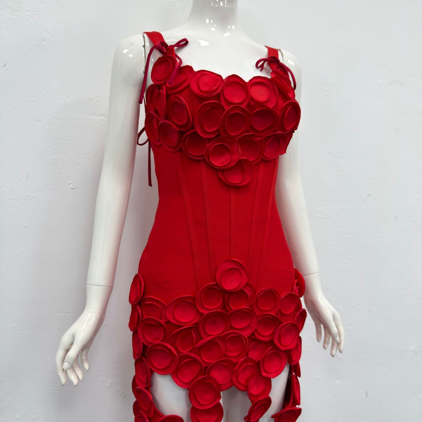 Circle cut-out bandage dress